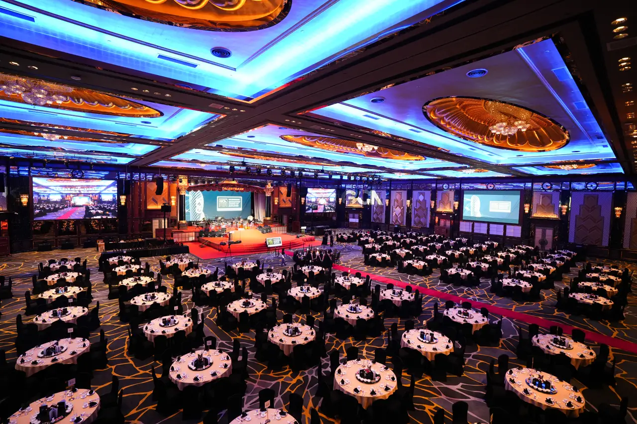 The ballroom set for a Graduates' Choice Award gala