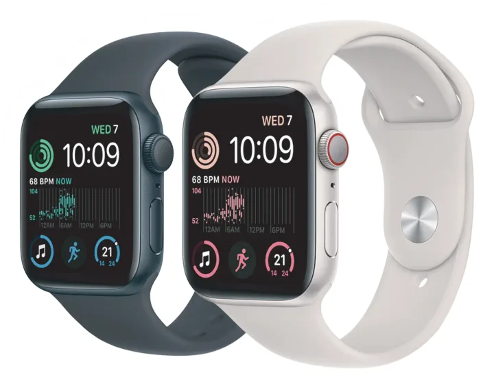 Two Apple Watches, one in midnight and one in starlight